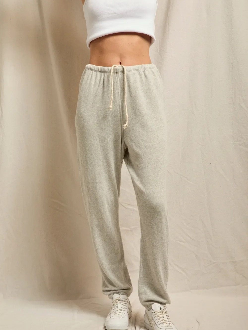 perfectwhitetee johnny long french terry easy sweatpant heather grey medium